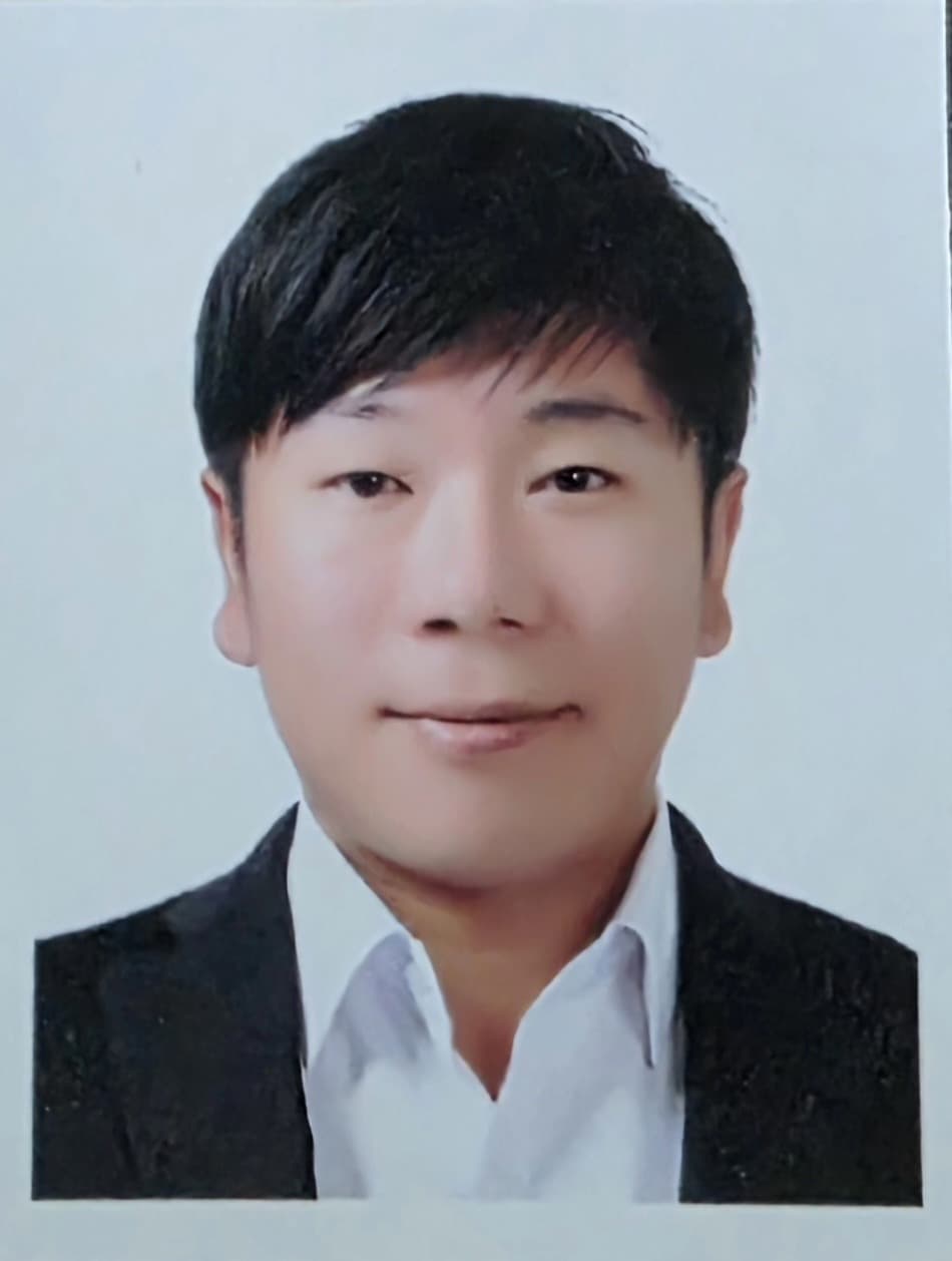 CEO James Lee