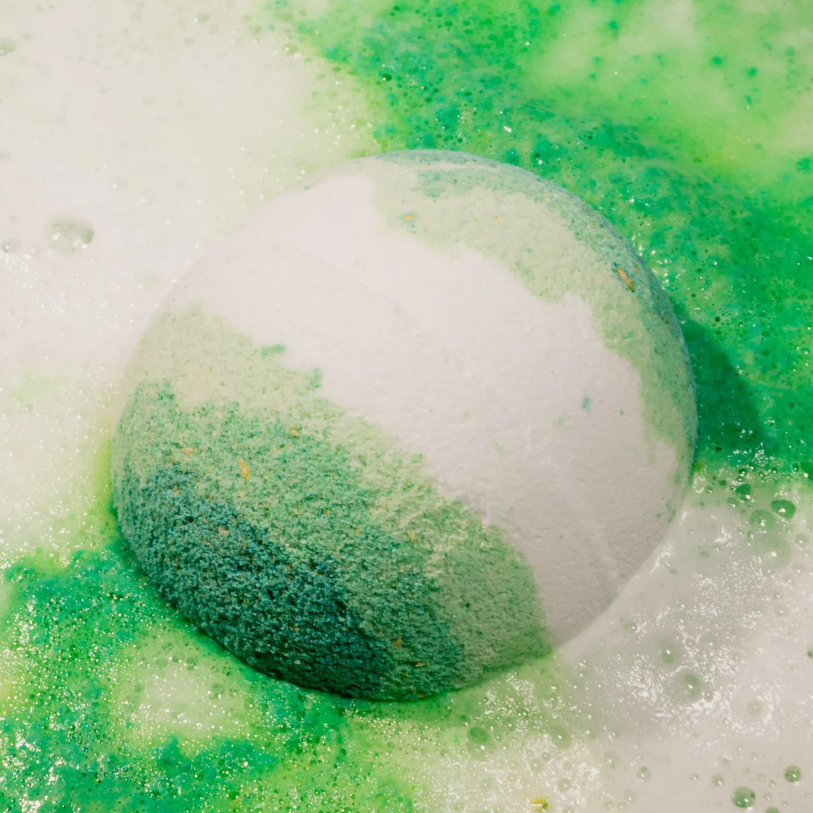 Jeju Bijarim Forest Bath Bomb 140g